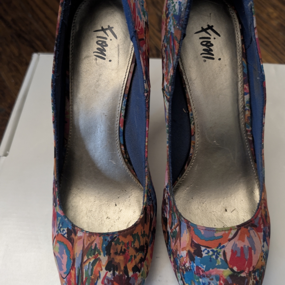 FIONI Clothing Women's Multicolor Heels